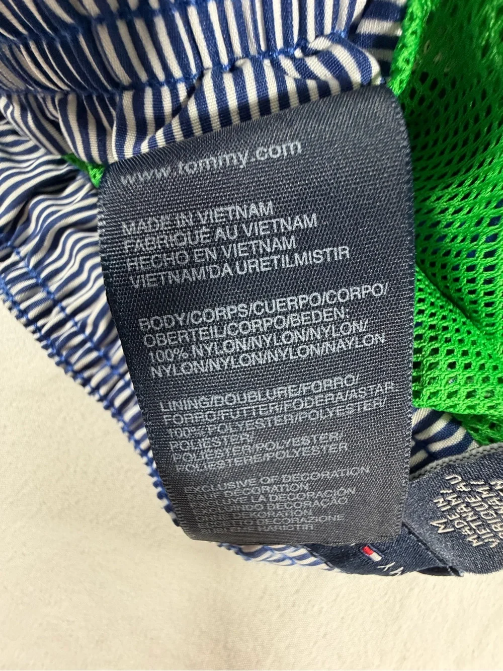 Tommy Hilfiger Swim Trunks Men’s Medium Blue Drawstring Lined‎ Shorts